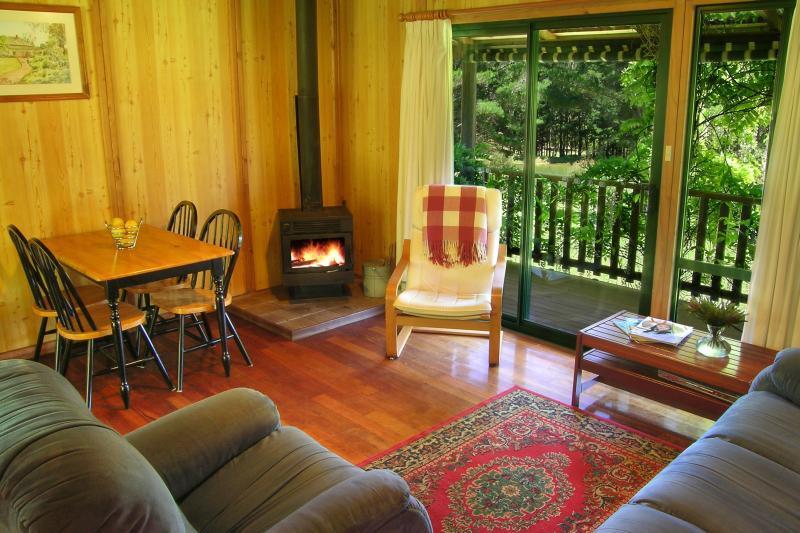 Hawke Brook Chalets Pemberton Eksteriør billede