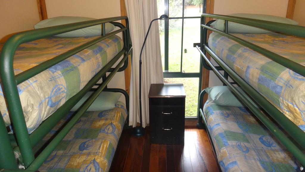 Hawke Brook Chalets Pemberton Eksteriør billede